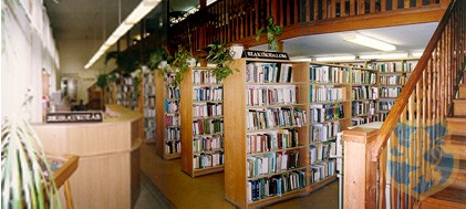 Ceglédi Városi Könyvtár központi épülete